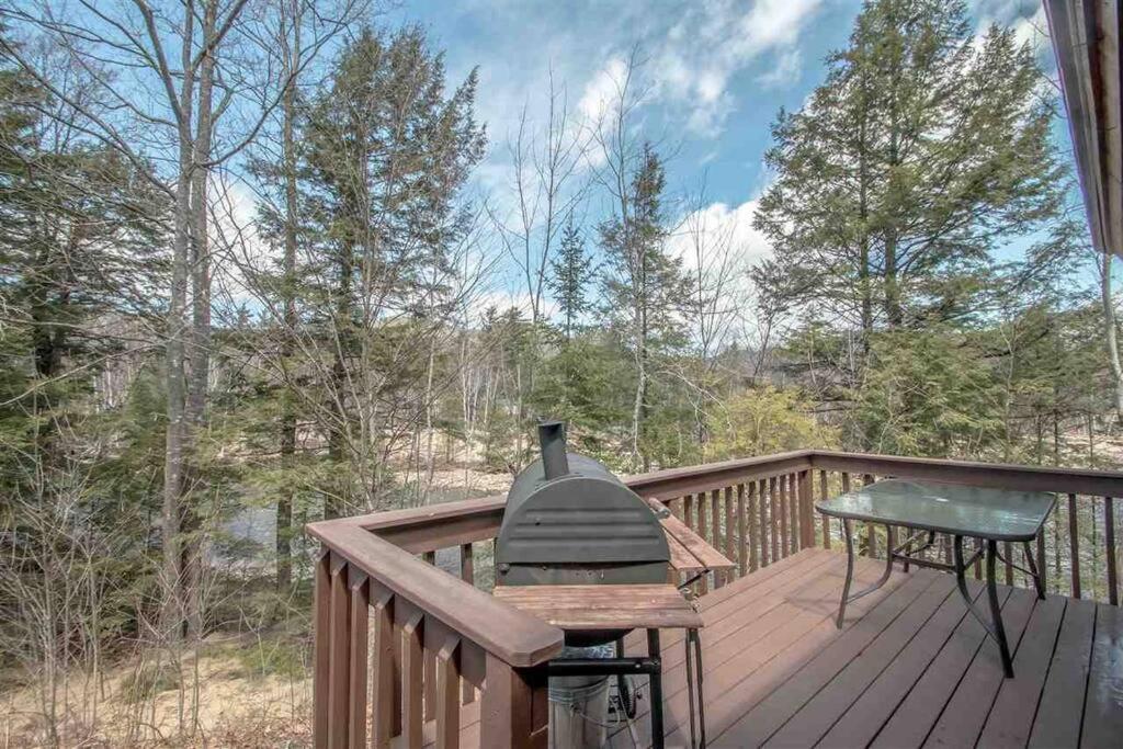 Apartamento Relaxing Riverside Retreat - Storyland, Attitash, North Conway Bartlett Exterior foto